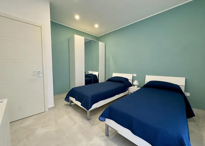 Nicola\'S Apartments